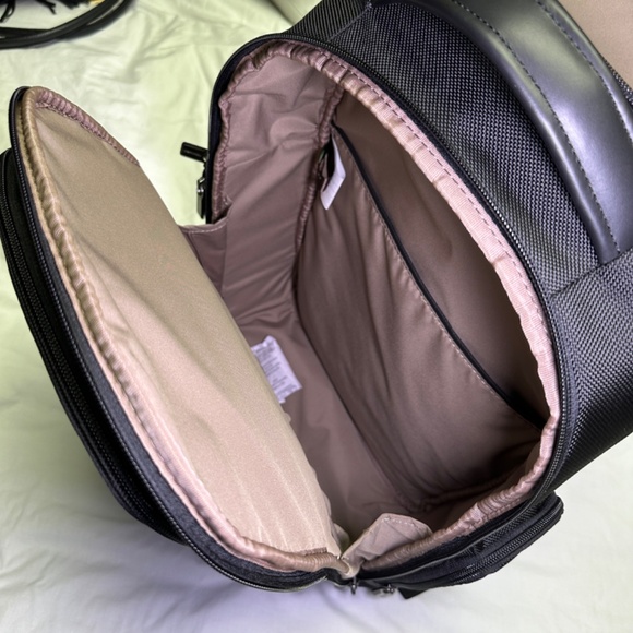 Brigg's & Riley Medium Cargo Backpack - Picture 6 of 15